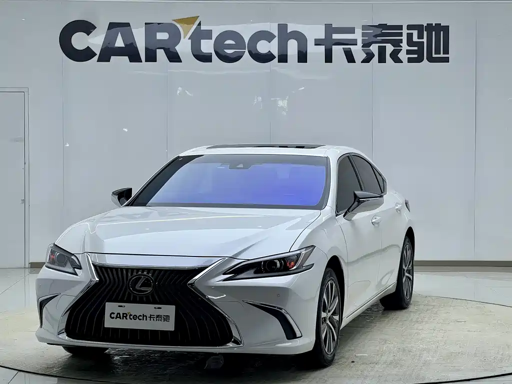 Купить Lexus ES