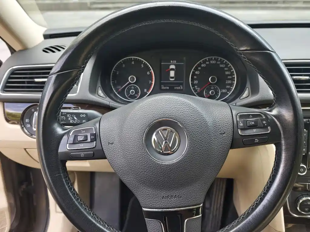 Volkswagen Passat — миниатюра 6