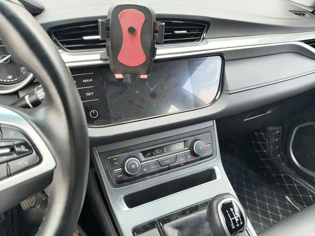 Geely Emgrand — миниатюра 9