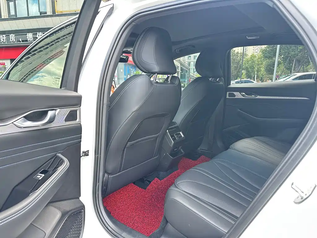 Geely Xingrui — миниатюра 7