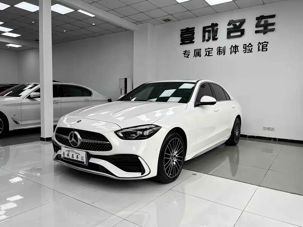 Mercedes-Benz C-Class 2022