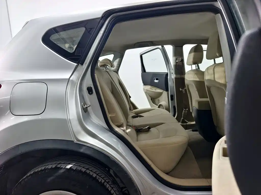 Nissan Qashqai — миниатюра 15