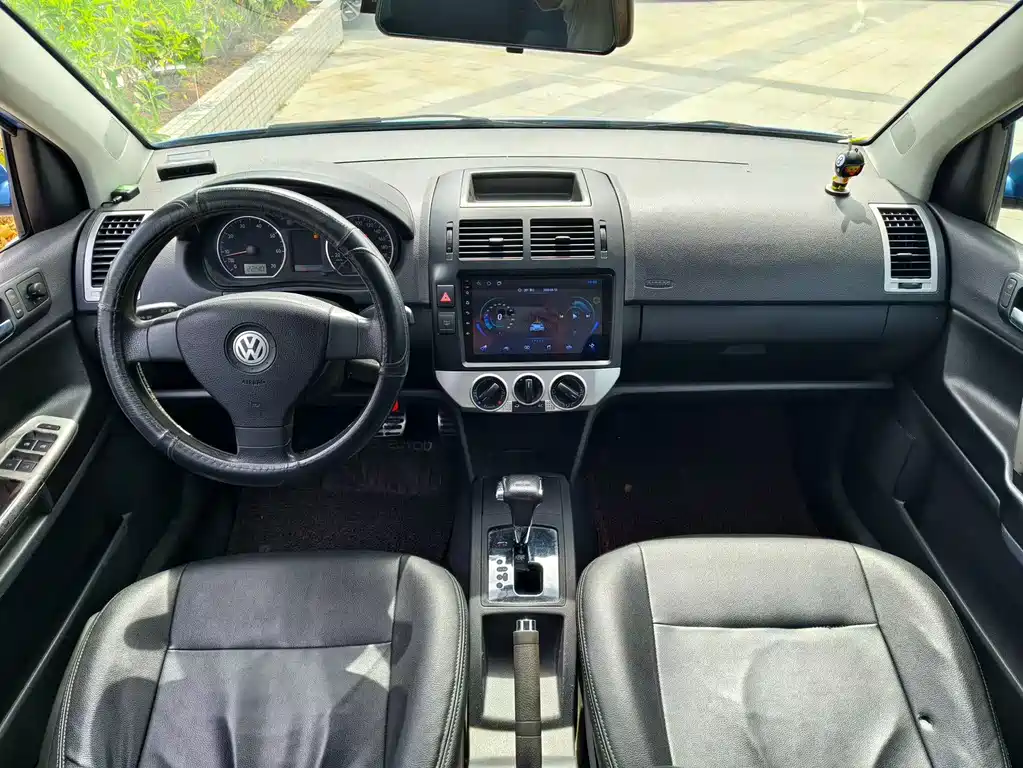 Volkswagen Polo 2009 Sporty 1.6L AT