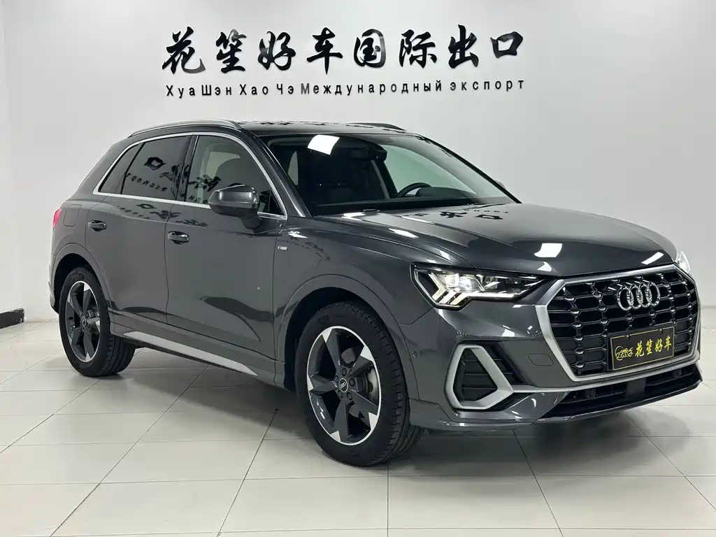 Audi Q3 2023 35 TFSI Fashion (1.4T)