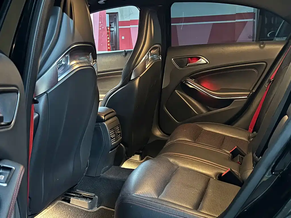 Mercedes-Benz A-Class AMG (Import) — миниатюра 9