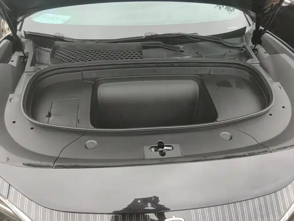 BYD L EV — миниатюра 20