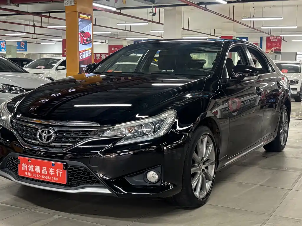 Toyota Mark X 2013 2.5V Fashion Sharp Edition