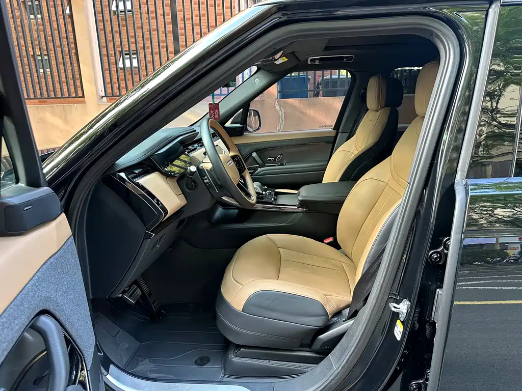 Land Rover Range Rover Sport 2023 400PS Dynamic SE