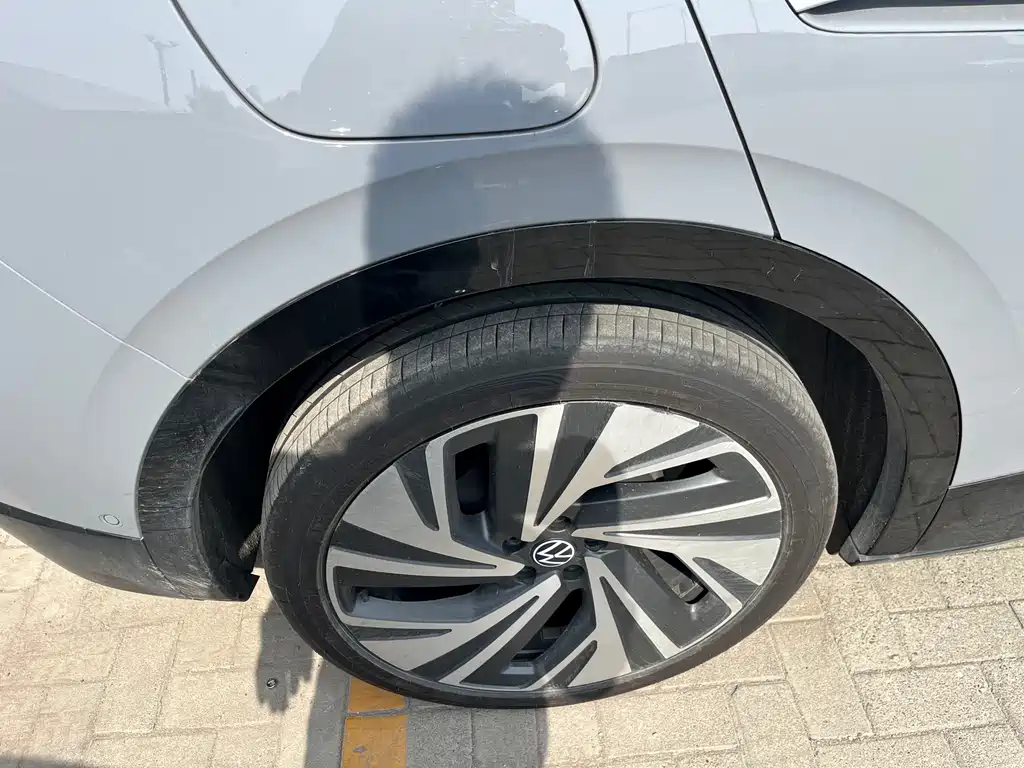 VOLKSWAGEN ID.4 CROZZ