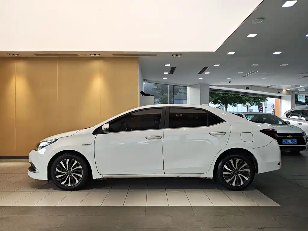 Toyota Corolla 2017 1.8L E-CVT Lead