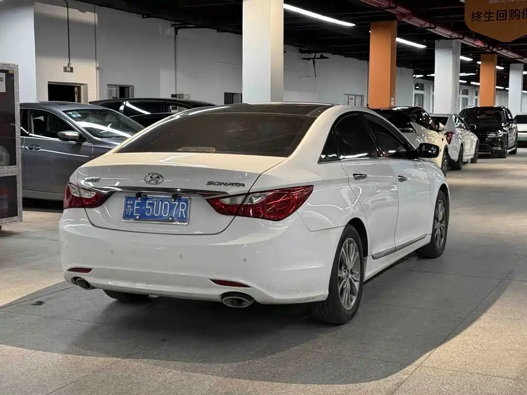 Hyundai Sonata — миниатюра 6