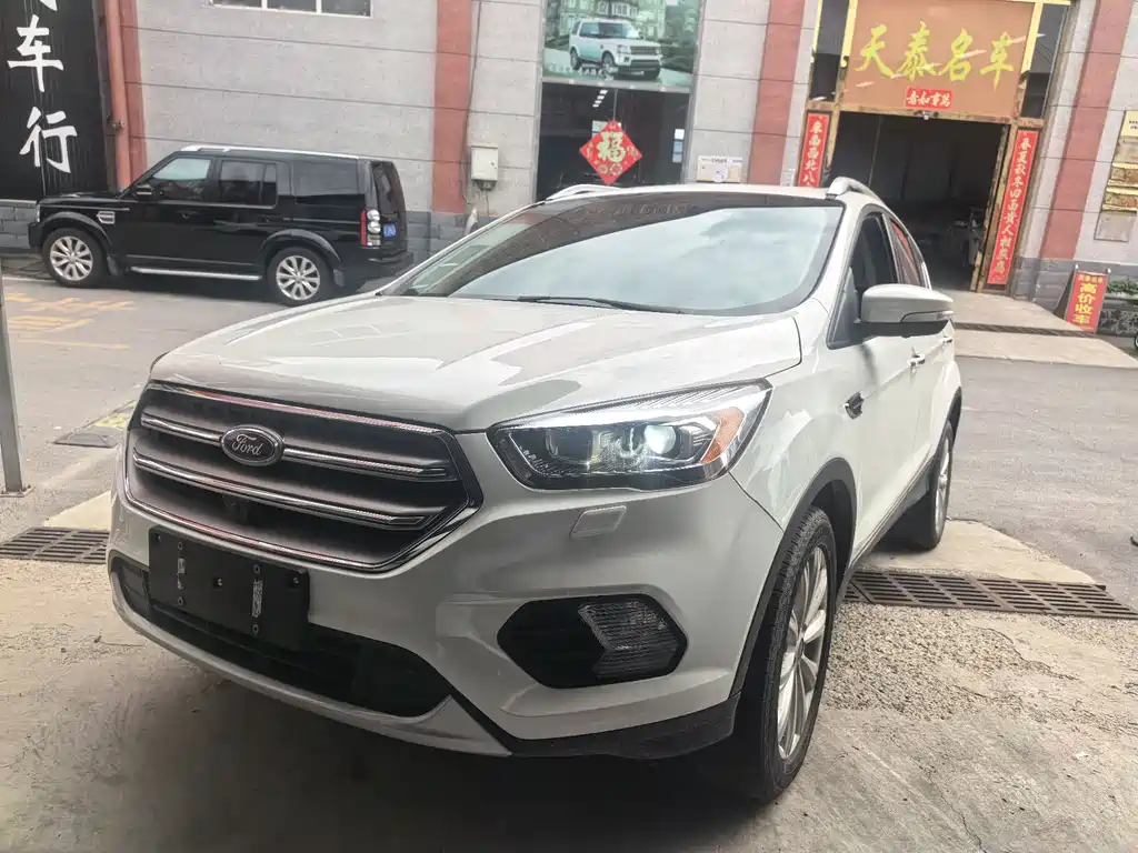 Купить Ford Kuga