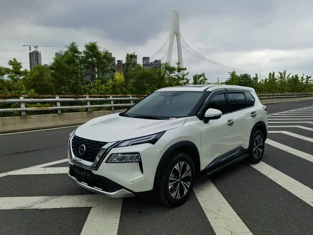 Купить Nissan X-Trail