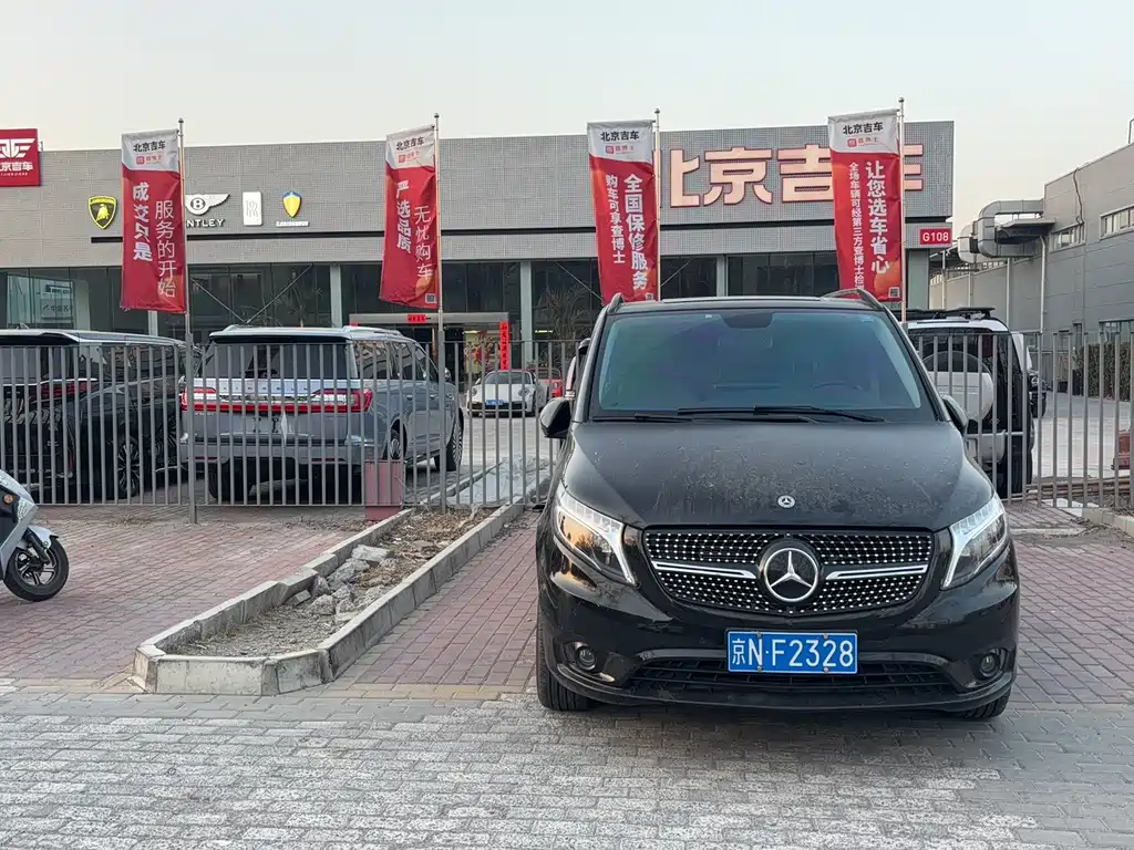 MERCEDES-BENZ VITO
