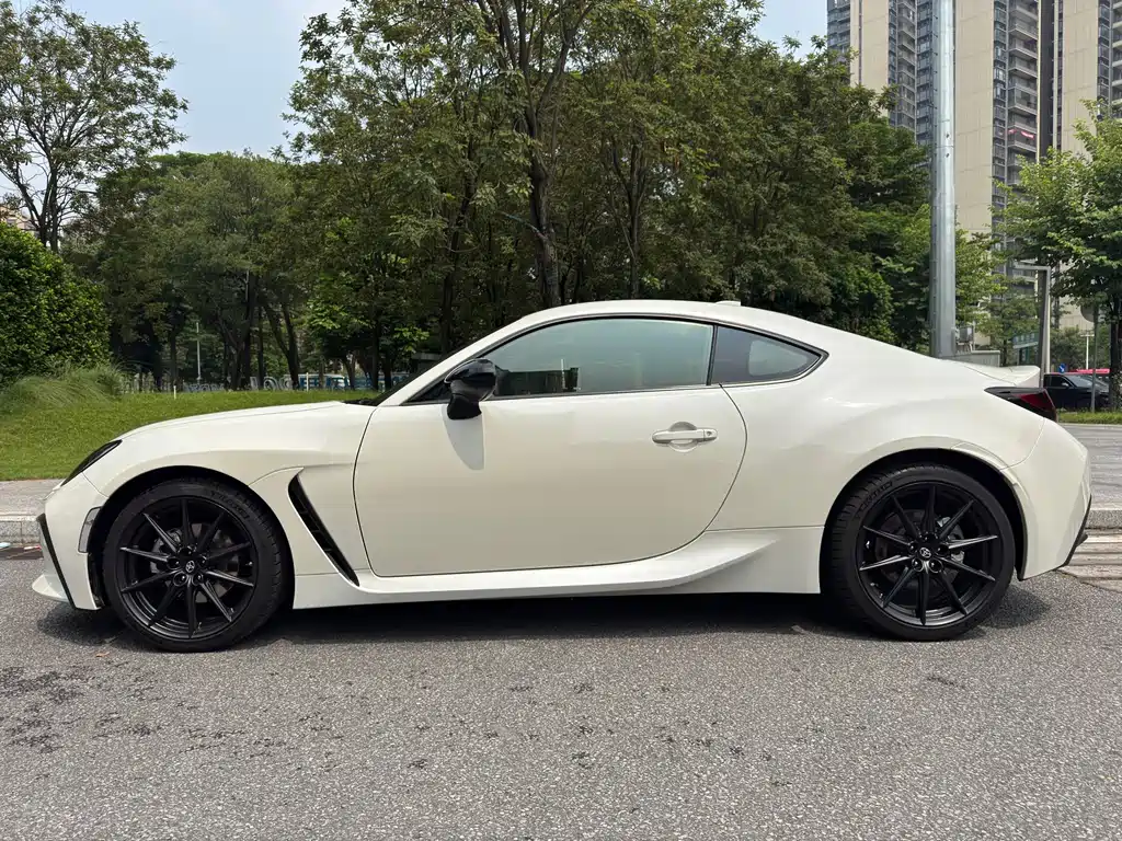 Toyota 86 — миниатюра 4