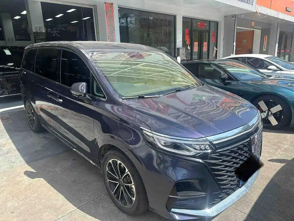 Roewe iMAX8 — миниатюра 2