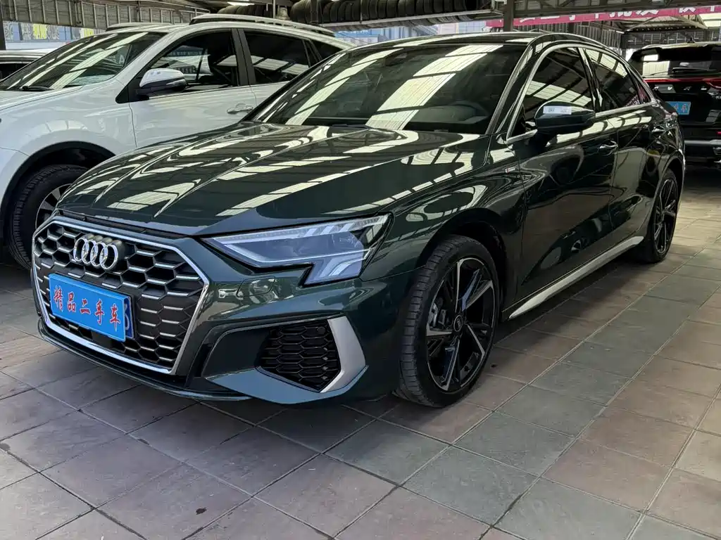 Купить Audi A3