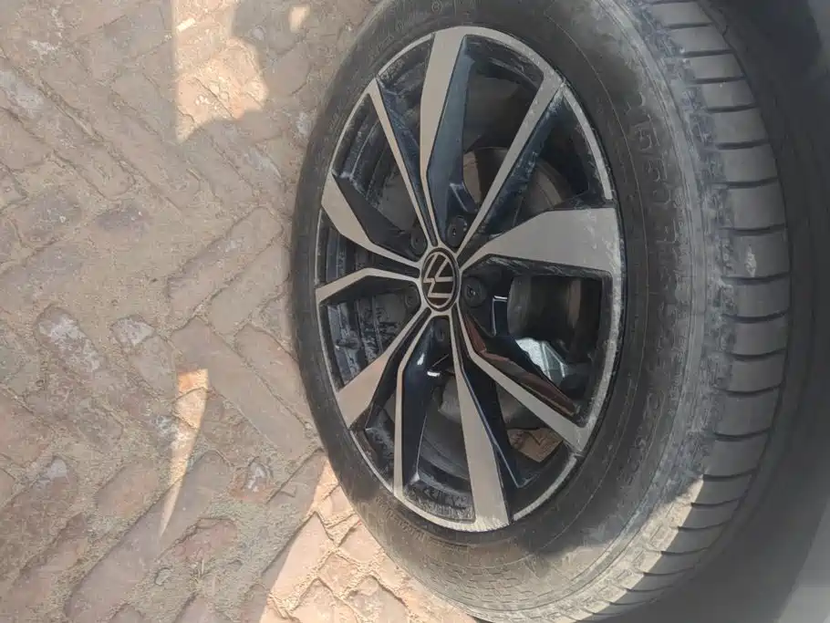 Volkswagen T-Roc — миниатюра 6