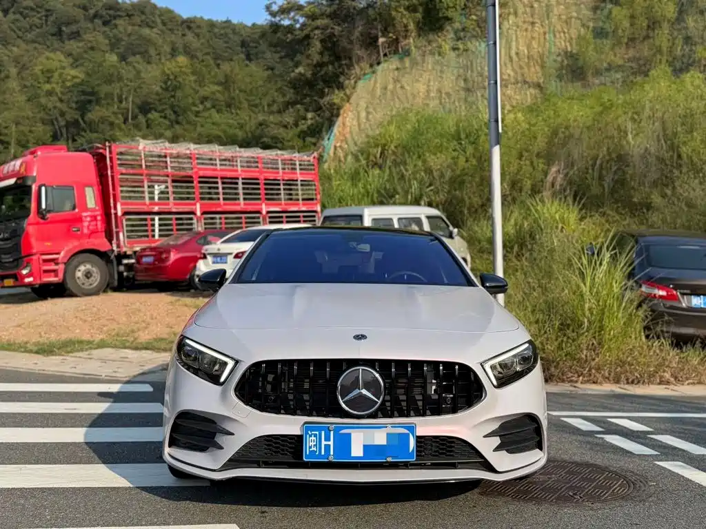 Mercedes-Benz A-Class — миниатюра 2