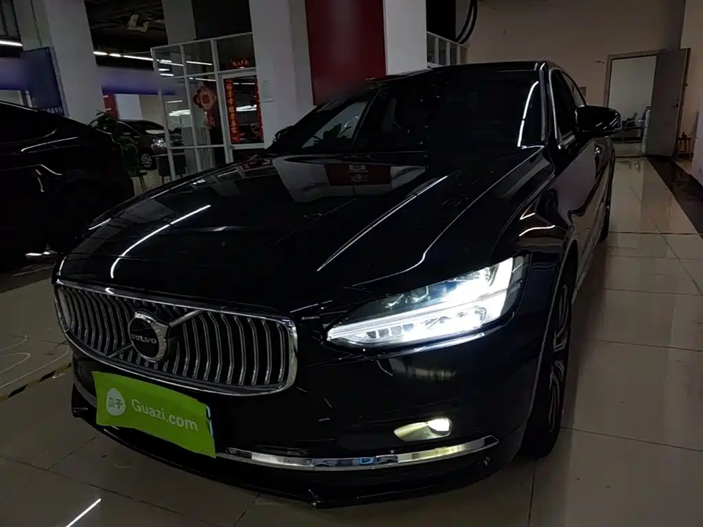 Volvo S90 2021 B5 Luxury