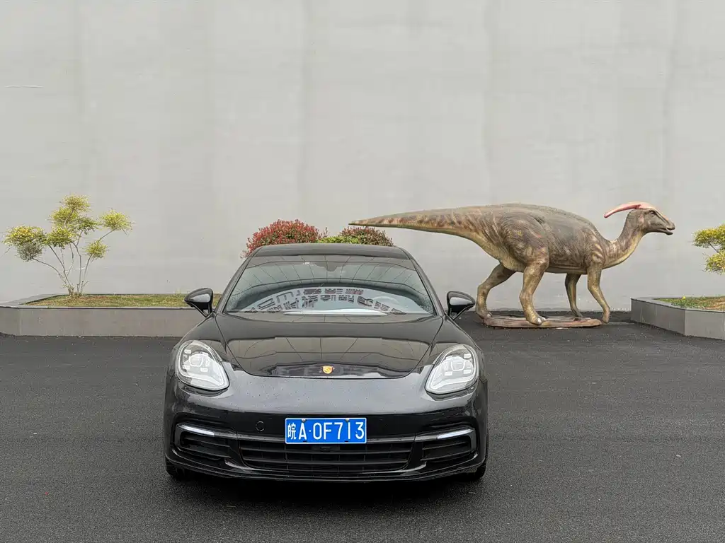 Porsche Panamera 2019