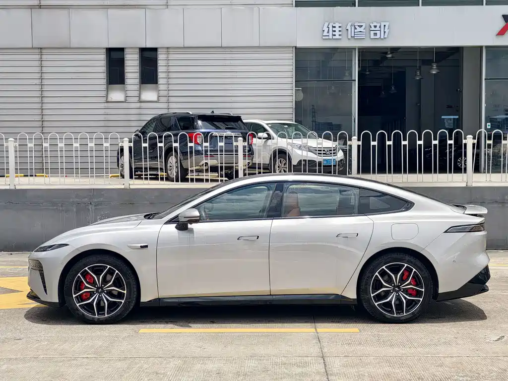Dongfeng eπ007 2025 565 Max