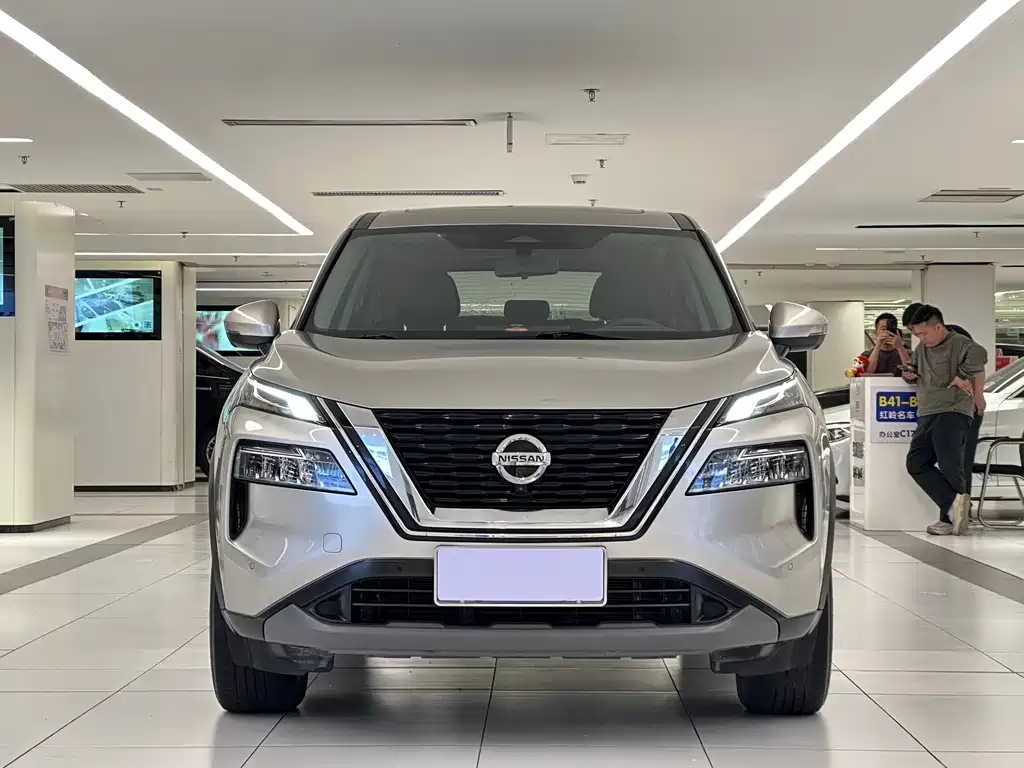 NISSAN QIJUN
