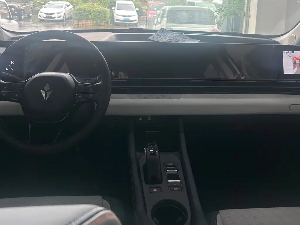 Lingxi L 2025 +
