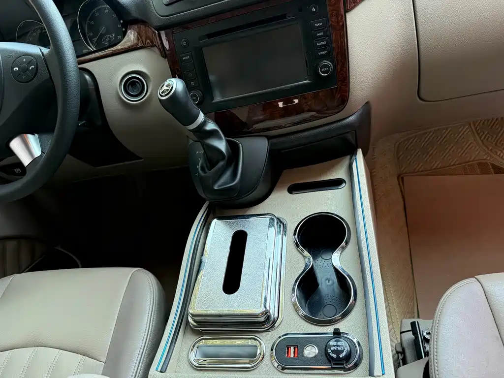 Mercedes-Benz Viano — миниатюра 19