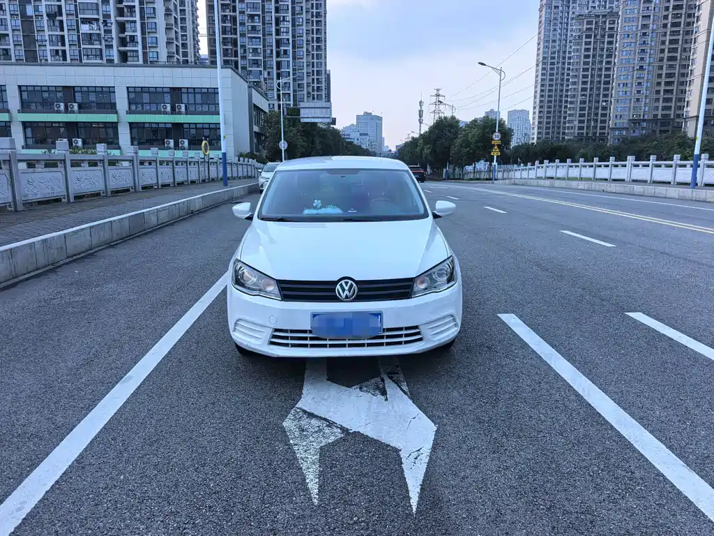 Volkswagen Jetta — миниатюра 2