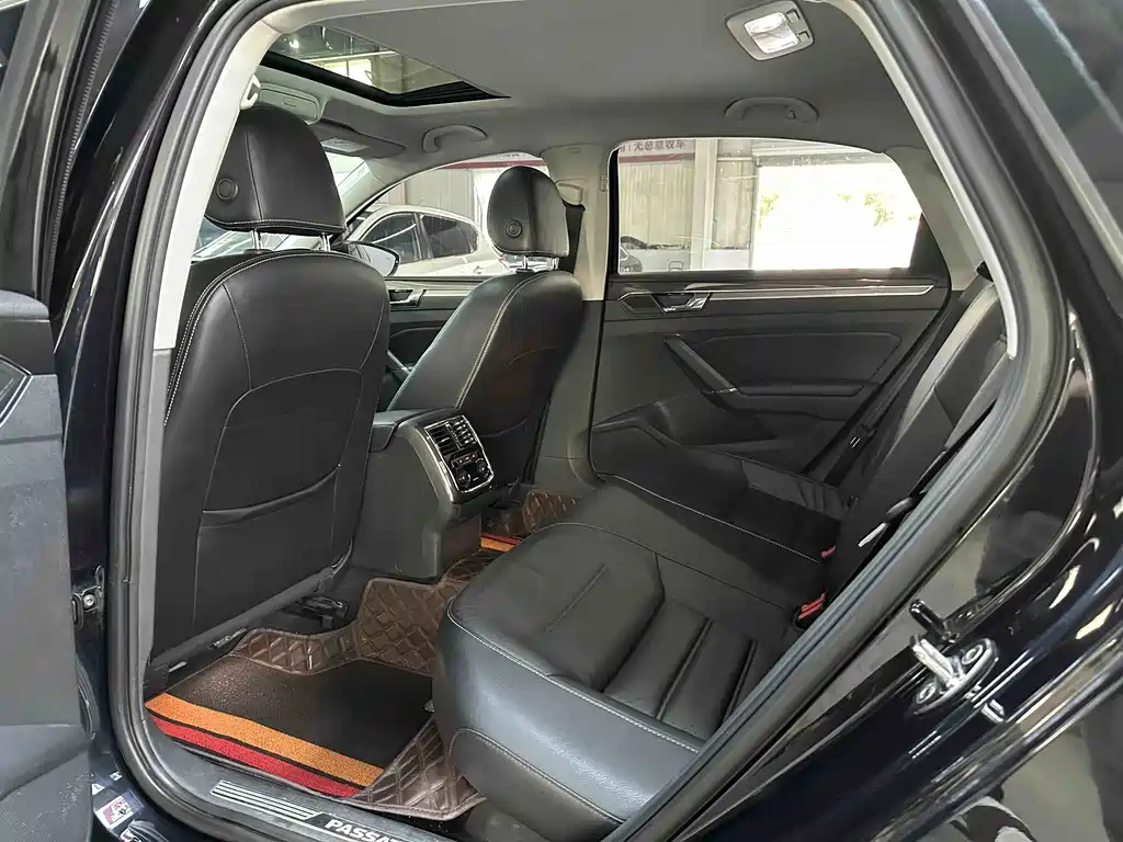 Volkswagen Passat — миниатюра 13