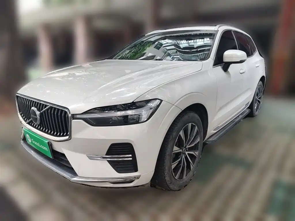 Volvo XC60 2022