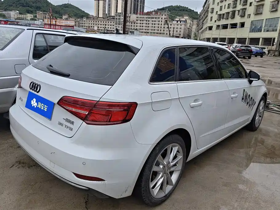 Audi A3 2019 Sportback 35 TFSI V
