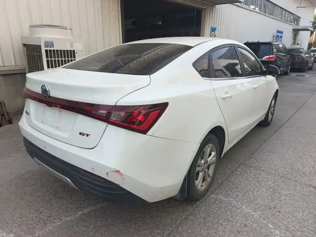 MG MG GT — миниатюра 7