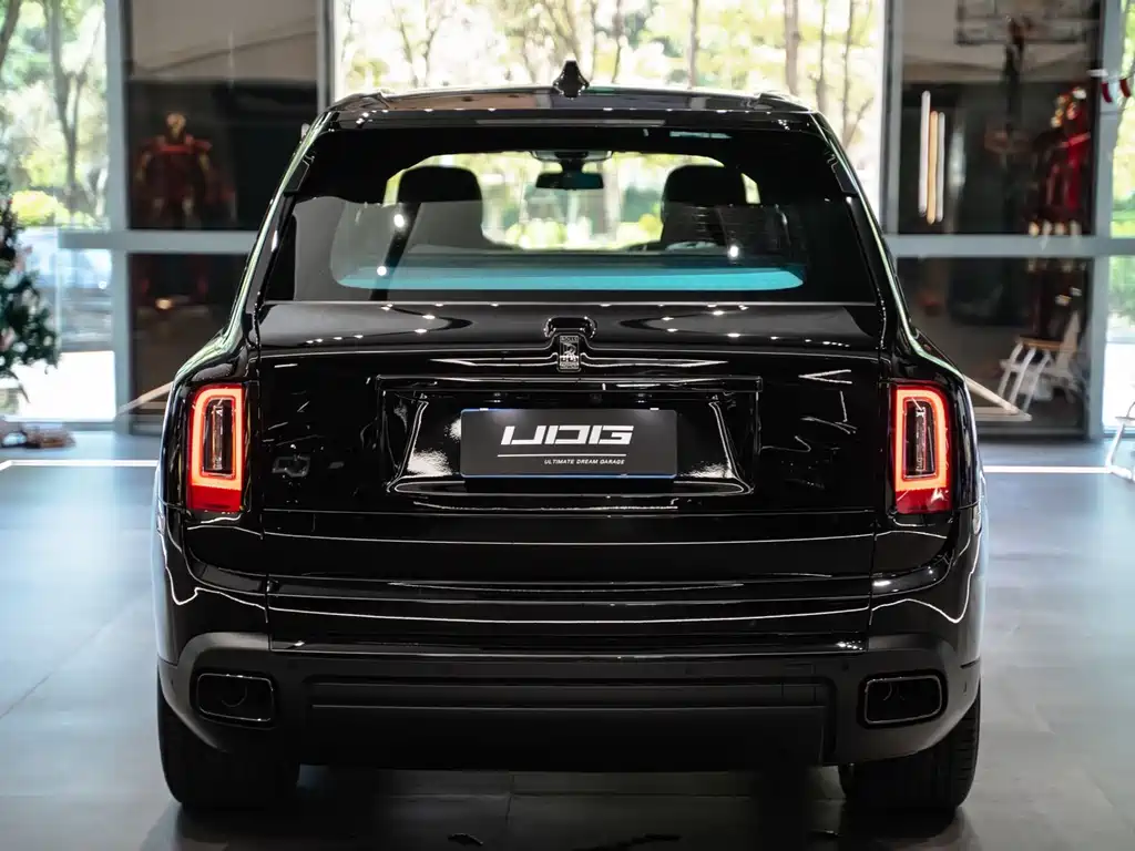 ROLLS-ROYCE CULLINAN