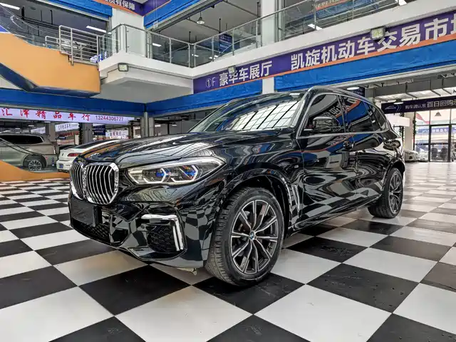 BMW  X5 2022