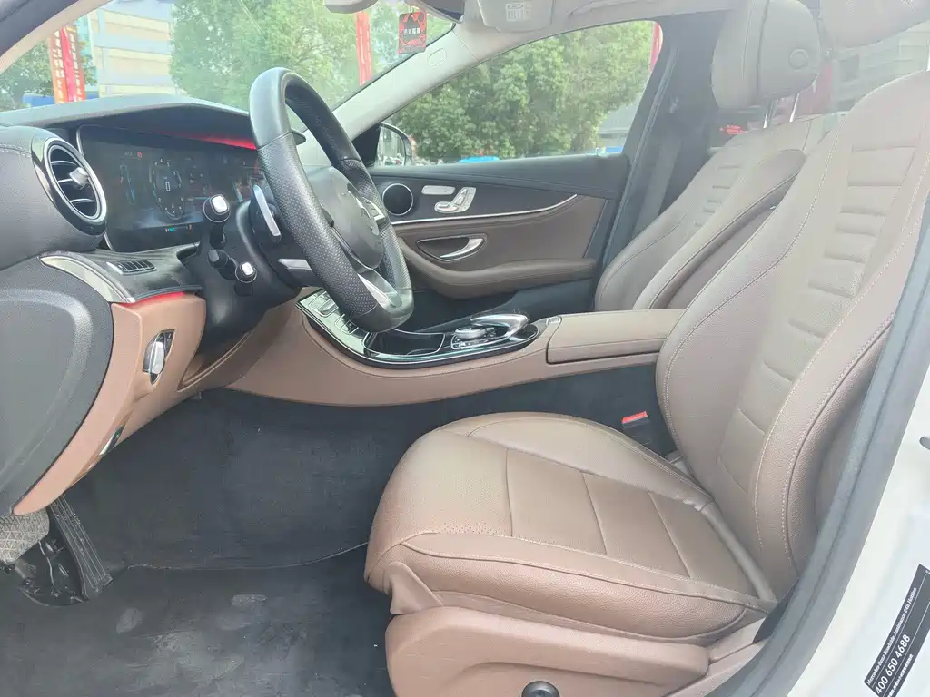 Mercedes-Benz E-Class — миниатюра 15