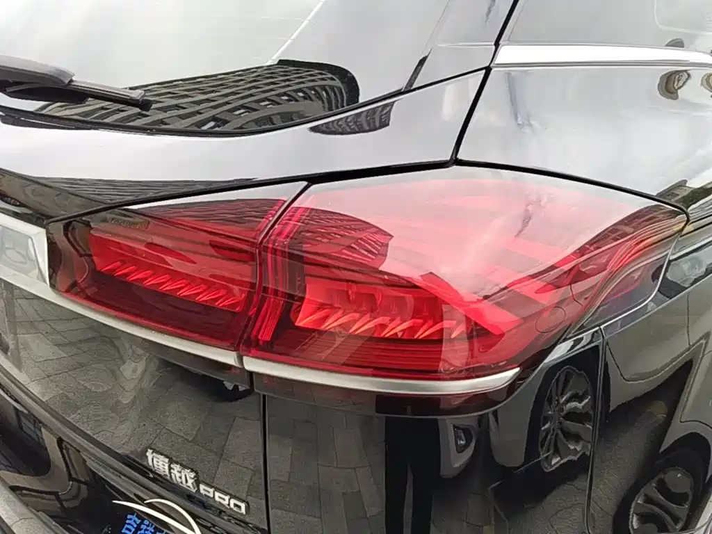 Geely Boyue 2020 1.8TD DCT PRO