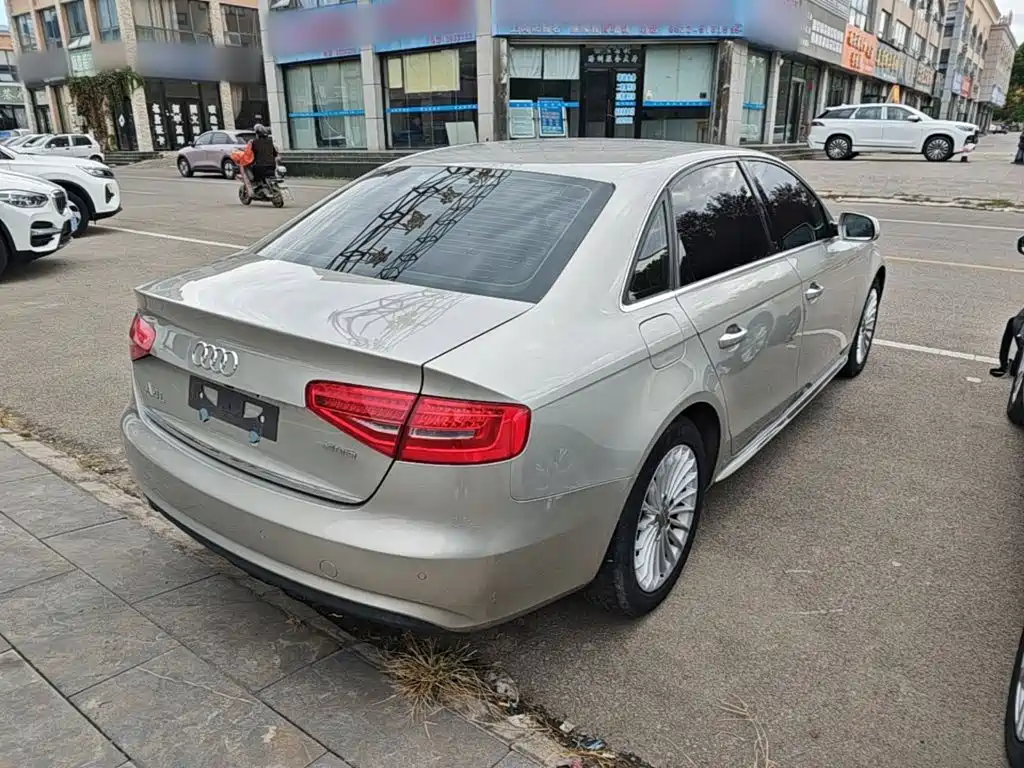 Audi A4L — миниатюра 7