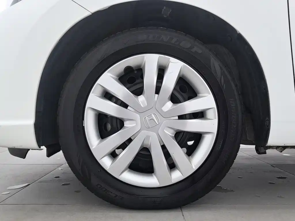 Honda Fit — миниатюра 17