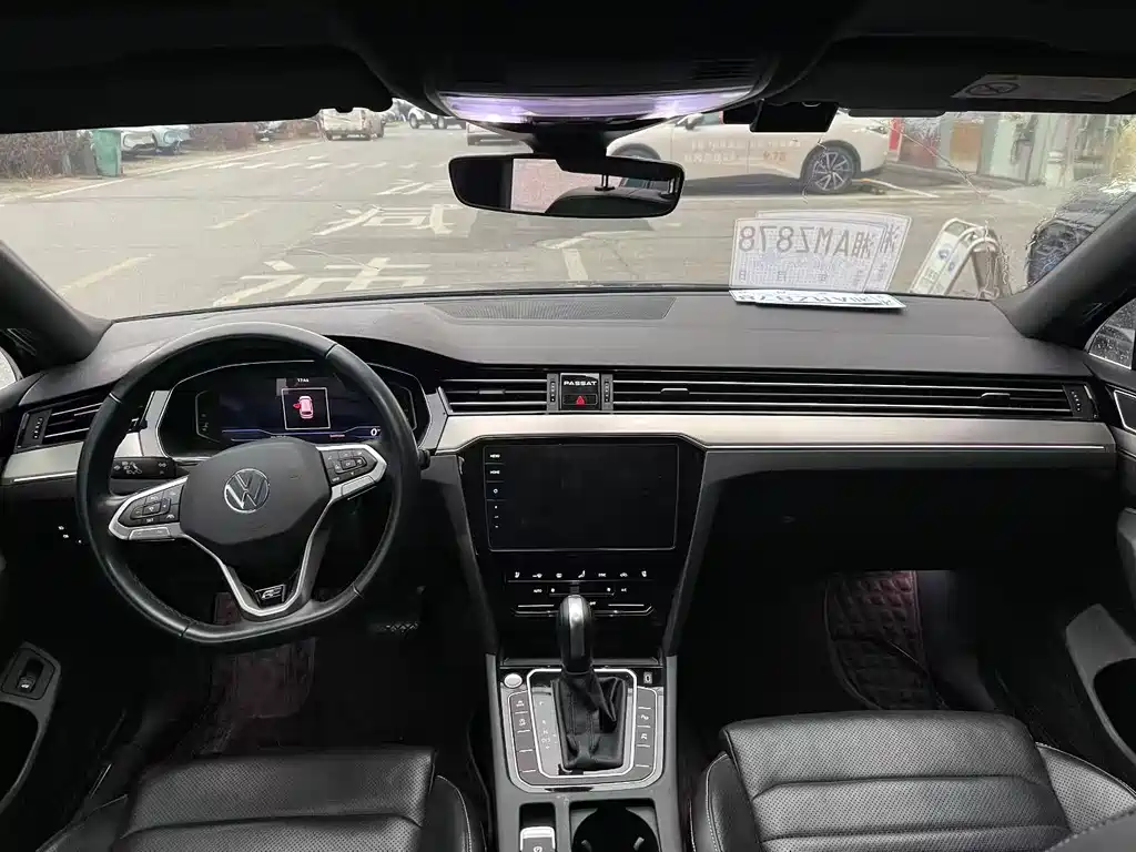 Volkswagen Passat Variant 2021 2.0T