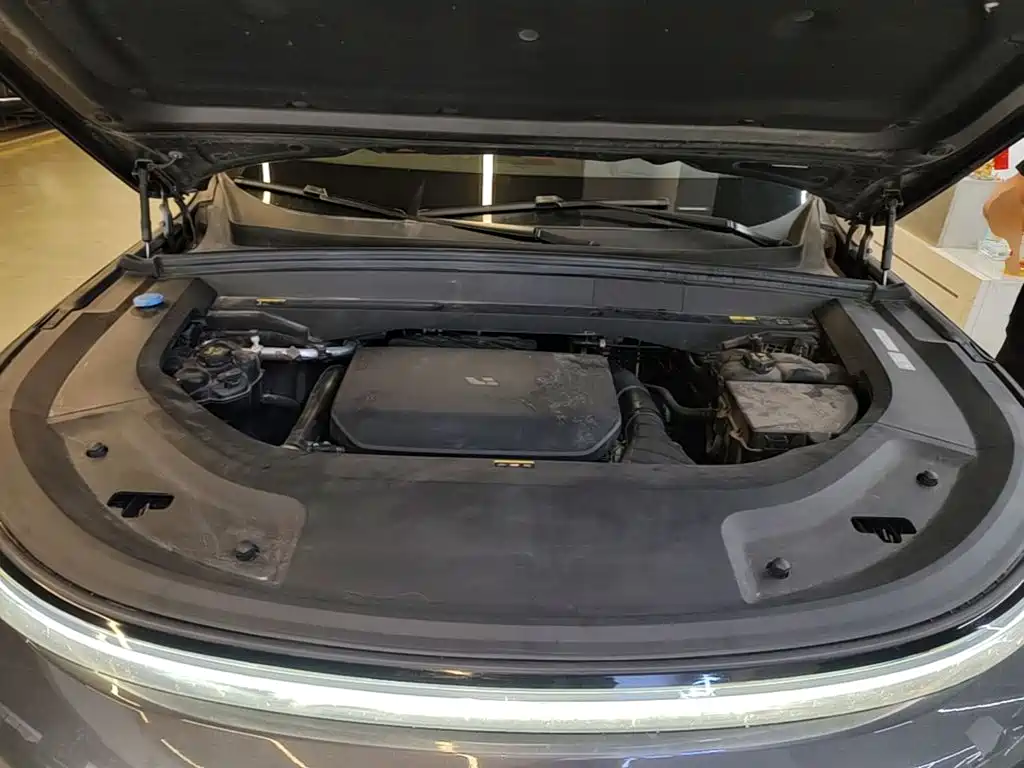 Li Auto Li L8 — миниатюра 20