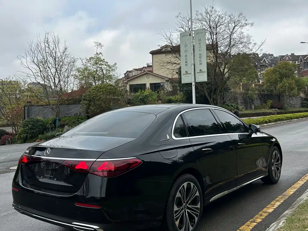 Mercedes-Benz E-Class E 2026 E 300 L Luxury