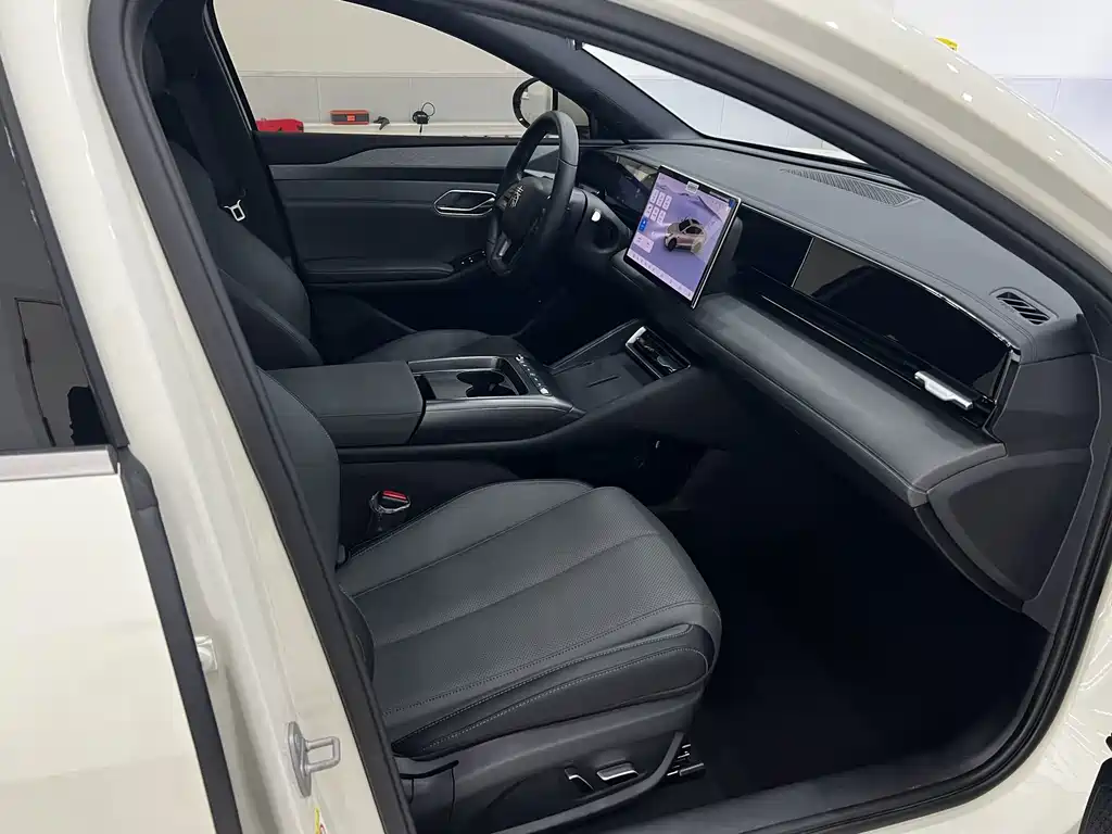 BYD Qin L — миниатюра 2