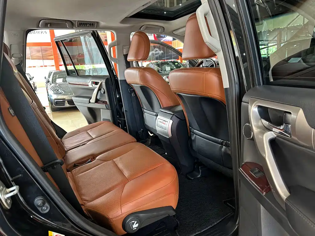 Lexus GX — миниатюра 11
