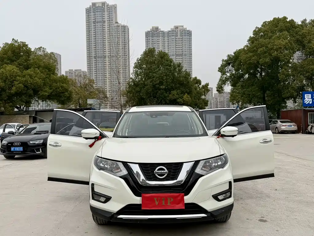 NISSAN QIJUN