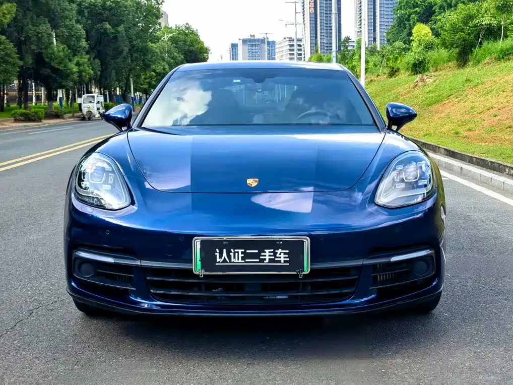 Porsche Panamera Hybrid — миниатюра 2