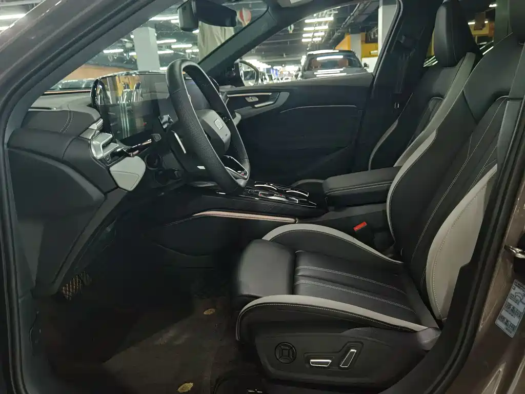 Audi A5L 2026 2.0T Sport