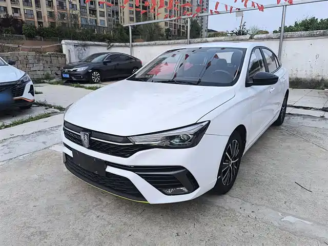2023 Roewe i5