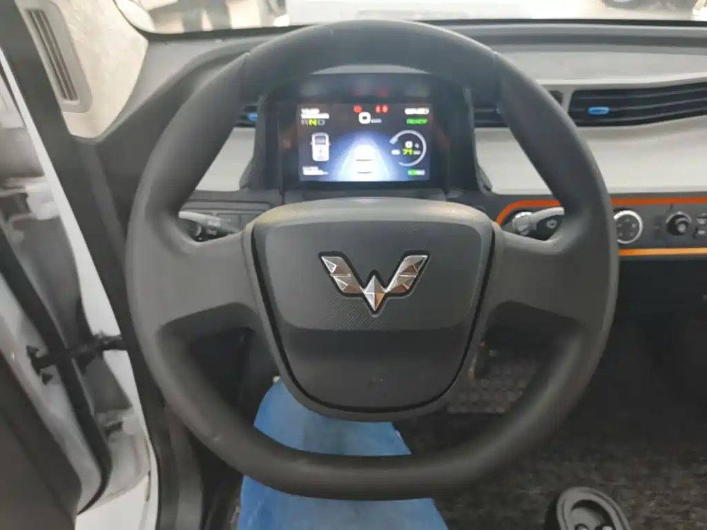 Wuling MINIEV — миниатюра 11